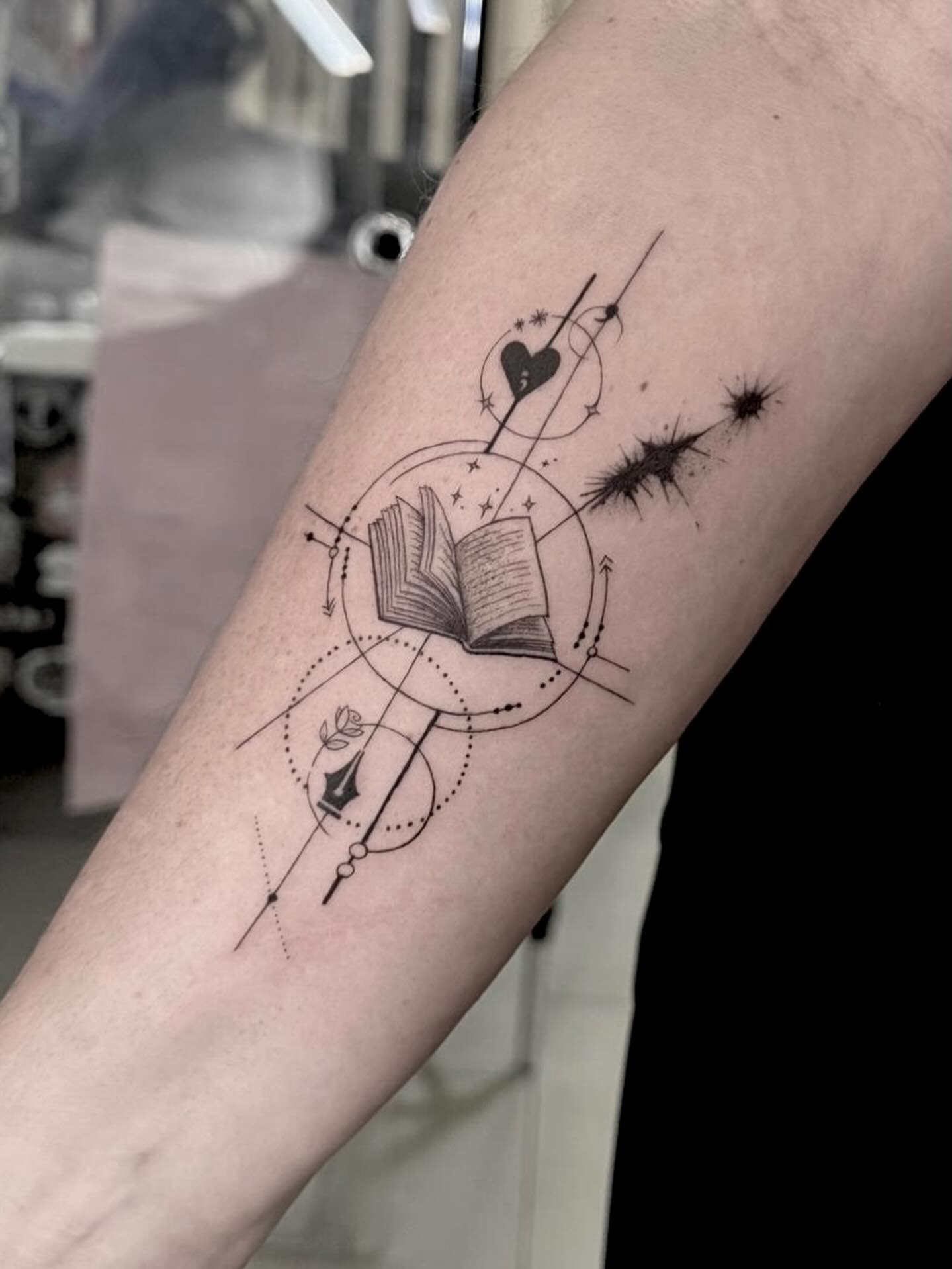 🧡Schreibt uns gerne eine Nachricht für euren Termin. Wir freuen uns auf euch 🍀

Ivory Tattoo Berlin
Florastraße 3
13187 Berlin
____________________________ 
DM us for further Informations about 
Appointments

Ivory Tattoo Berlin
Florastraße 3
13187 Berlin

#tattooberlin#tattoostudioberlin#tattoostudioinberlin#realistictattoos#tattootattoostattookunsttattoodeutschlandtattooberlin