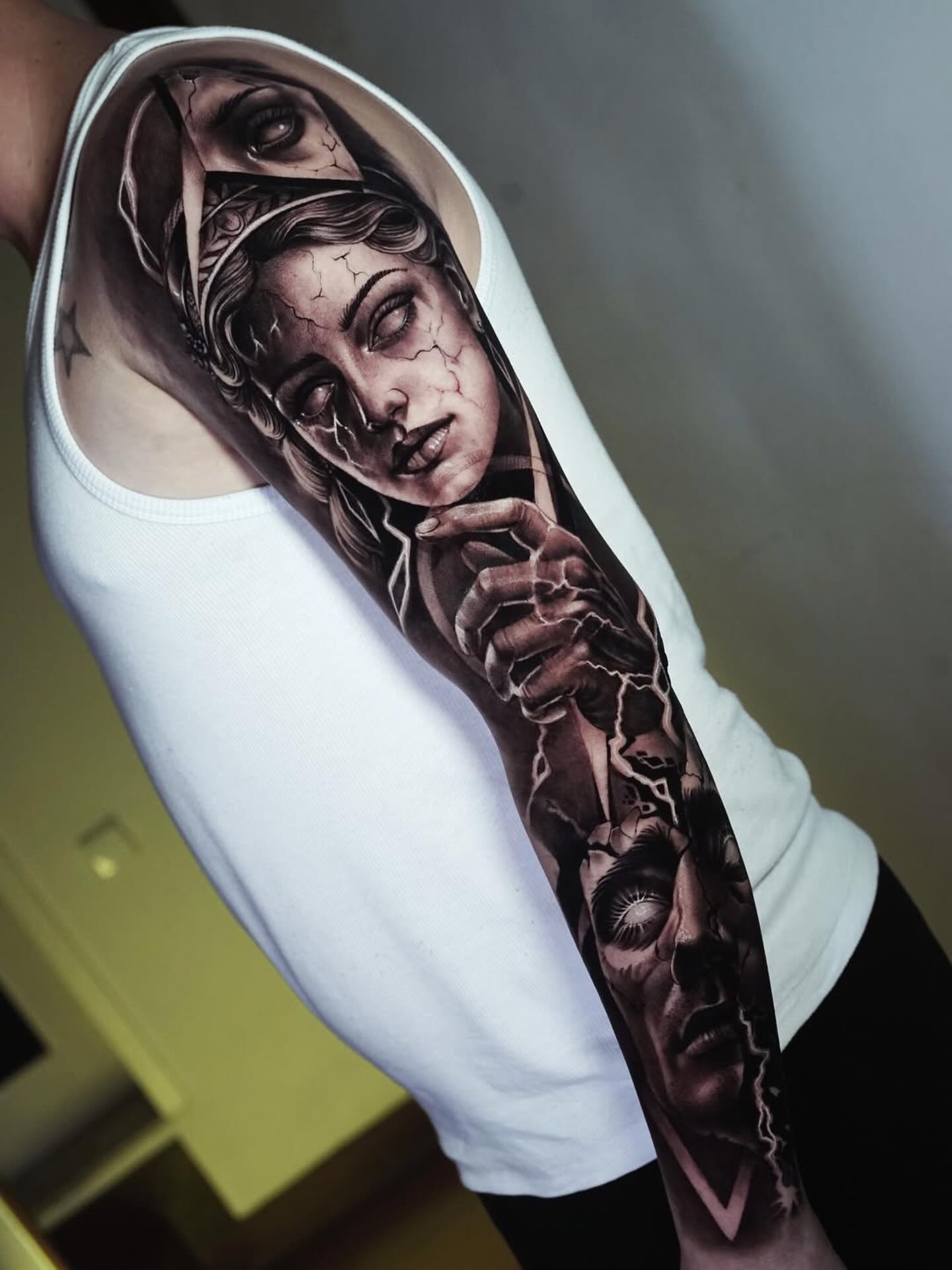 🧡Schreibt uns gerne eine Nachricht für euren Termin. Wir freuen uns auf euch 🍀

Ivory Tattoo Berlin
Florastraße 3
13187 Berlin
____________________________ 
DM us for further Informations about 
Appointments

Ivory Tattoo Berlin
Florastraße 3
13187 Berlin

#tattooberlin#tattoostudioberlin#tattoostudioinberlin#realistictattoos#tattootattoostattookunsttattoodeutschlandtattooberlin￼￼￼￼