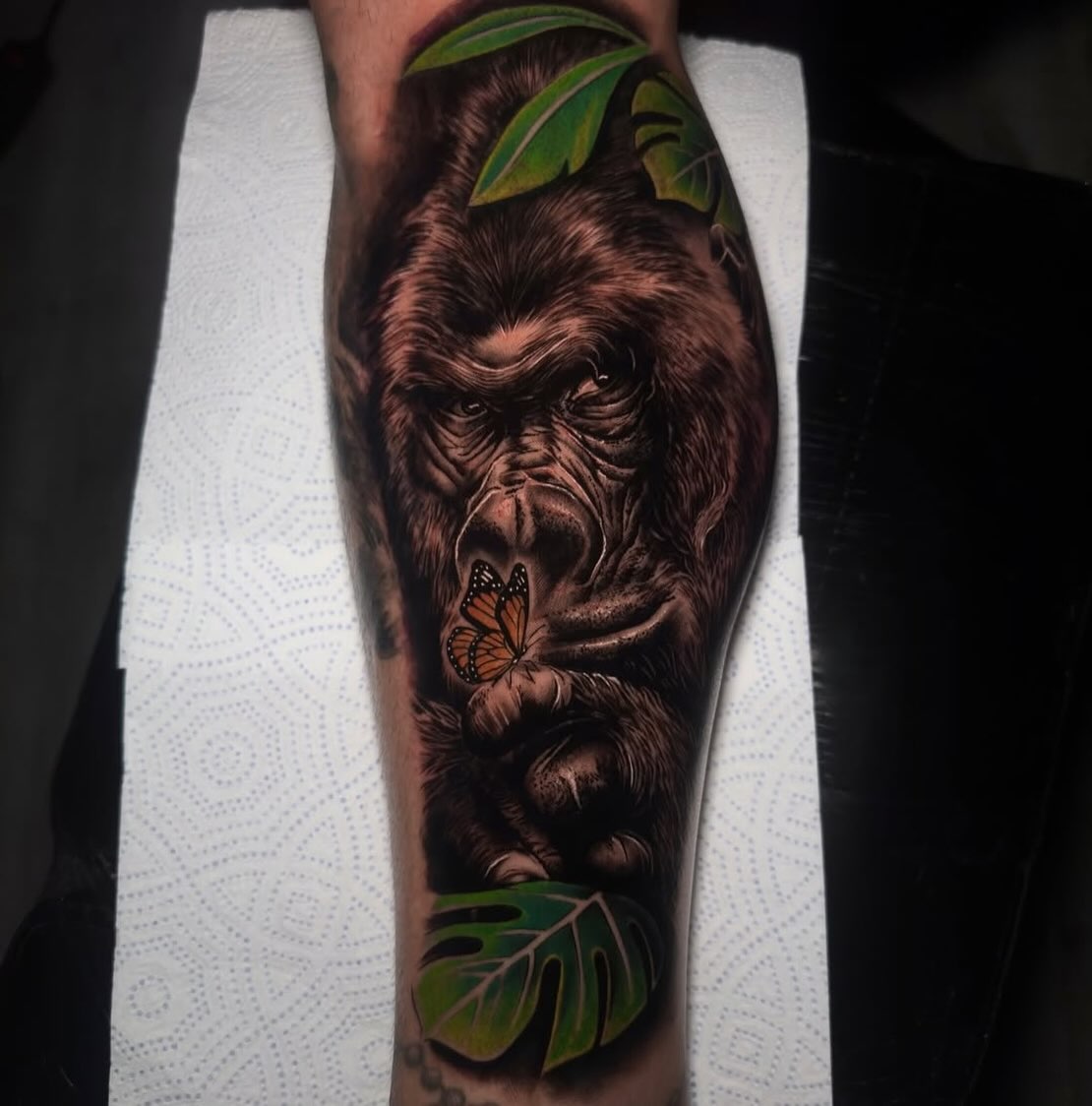 🧡Schreibt uns gerne eine Nachricht für euren Termin. Wir freuen uns auf euch 🍀

Ivory Tattoo Berlin
Platz vor dem neuen Tor 1B
10115 Berlin
____________________________ 
DM us for further Informations about 
Appointments

Ivory Tattoo Berlin
Platz vor dem neuen Tor 1B
10115 Berlin

#tattooberlin#tattoostudioberlin#tattoostudioinberlin#realistictattoos#tattootattoostattookunsttattoodeutschlandtattooberlin