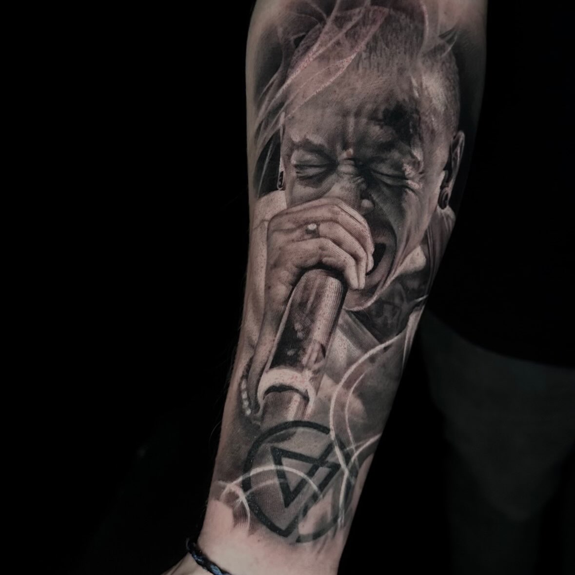 🧡Schreibt uns gerne eine Nachricht für euren Termin. Wir freuen uns auf euch 🍀
Ivory Tattoo Berlin
Platz vor dem neuen Tor 1B
10115 Berlin
____________________________
DM us for further Informations about
Appointments
Ivory Tattoo Berlin
Platz vor dem neuen Tor 1B
10115 Berlin
#tattooberlin#tattoostudioberlin#tattoostudioinberlin#tattoo